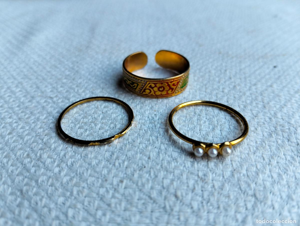 Joaillerie: Lote 3 anillos de bisuter&iacute;a vintage de metal color dorado o ba&ntilde;ado