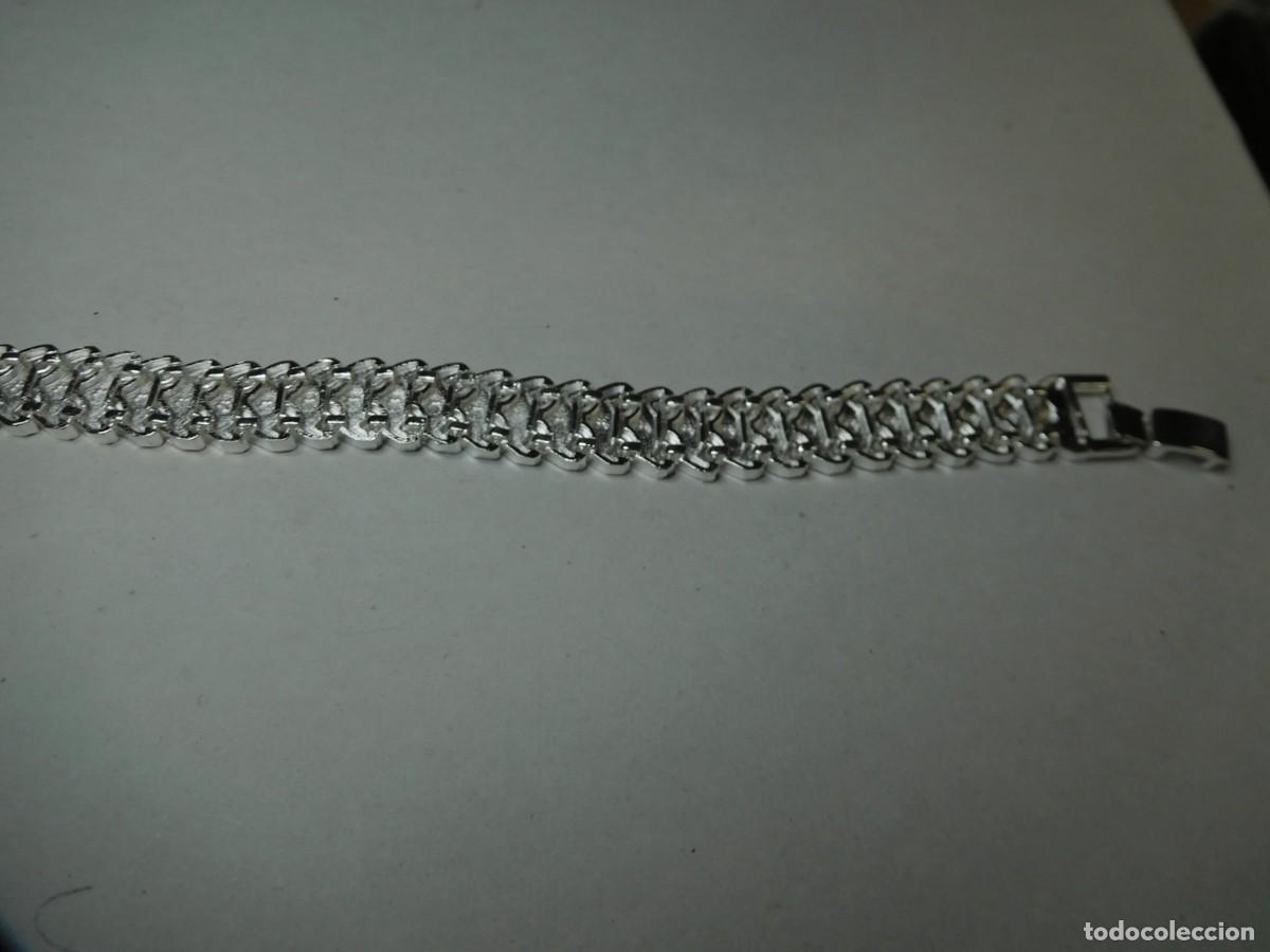 Joyeria: S&oacute;lida pulsera de lujo, de plata esterlina ley 925, 20,5 cm, cuerpo de drag&oacute;n, preciosos destellos