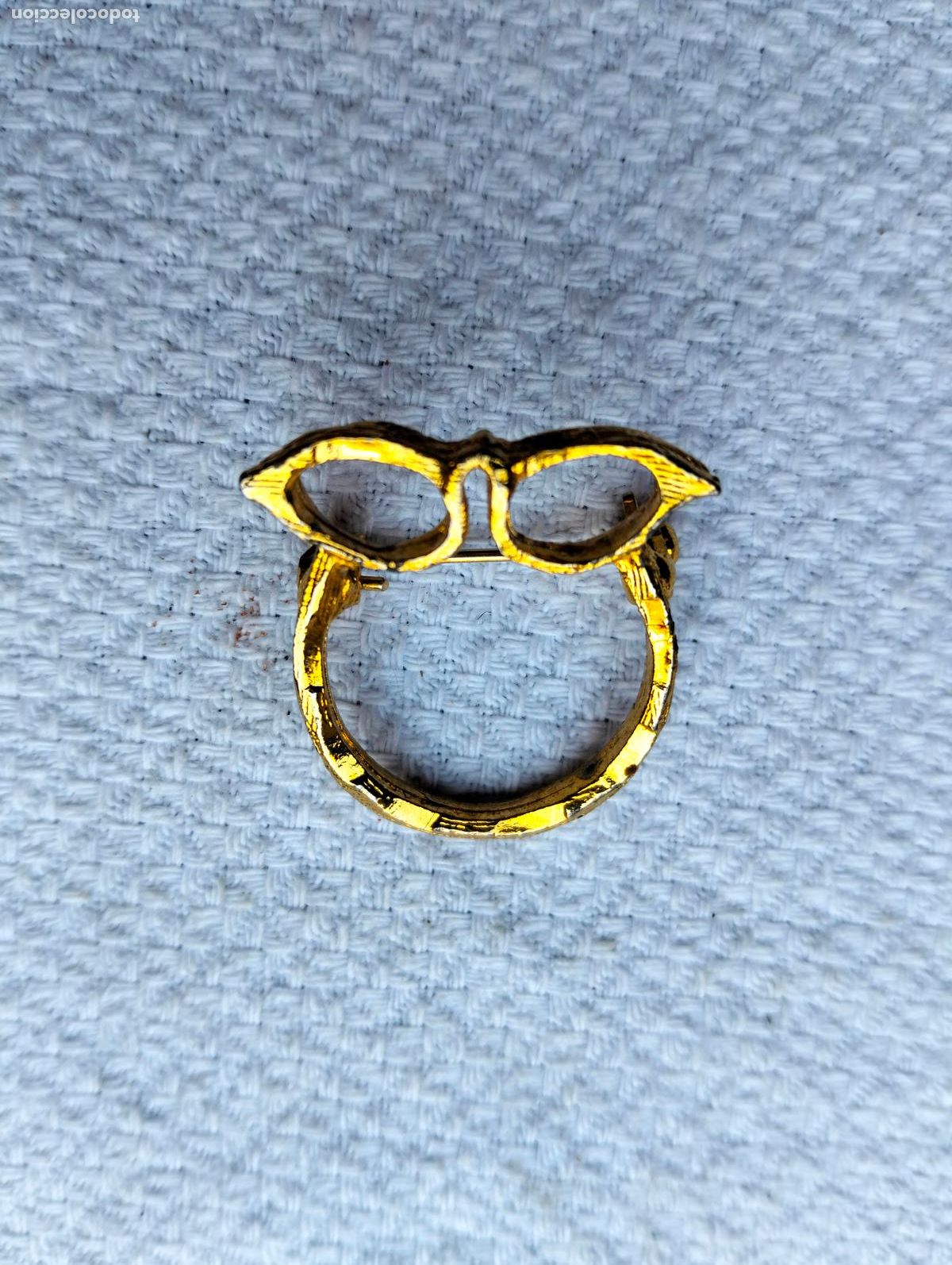 Schmuck: Antiguo broche decorativo estilo modernista o victoriano metal dorado steampunk ojos de gato