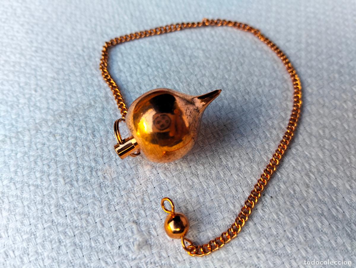 Schmuck: P&eacute;ndulo espiral c&oacute;nico cadena jet l&aacute;grima colgante acanalado metal dorado cobre vintage esoterismo