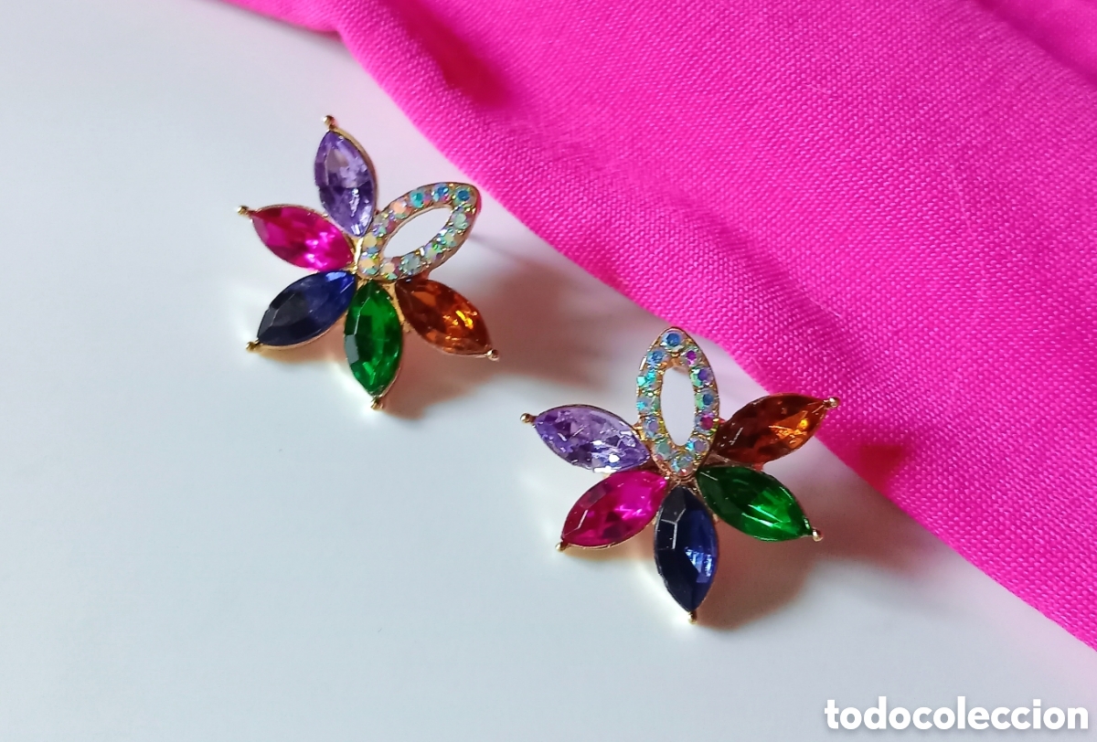 Joyeria: Originales pendientes de bot&oacute;n flor arco&iacute;ris con incrustaciones de colores Ajustable. 2,3cm ancho. M