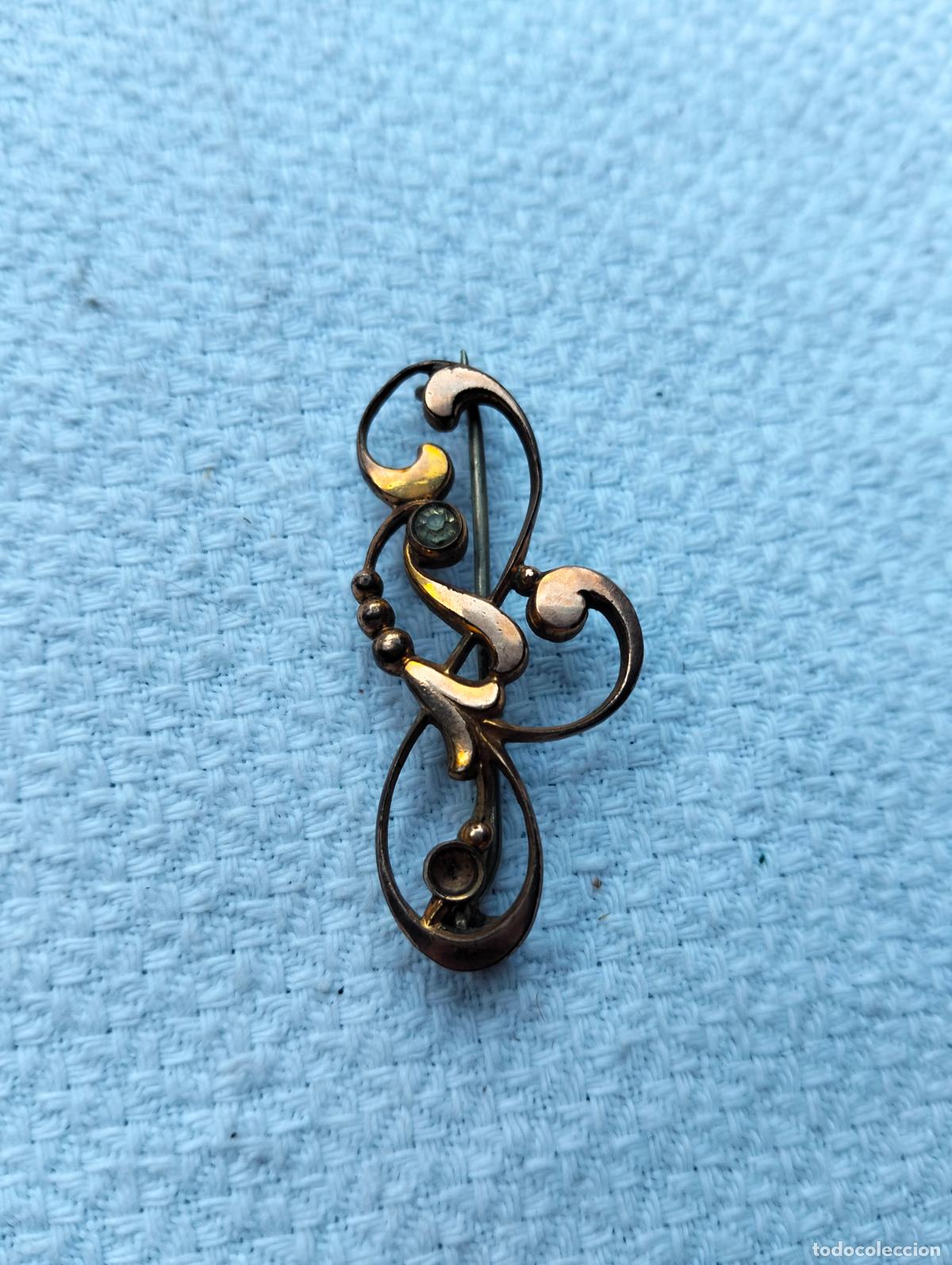 Joyeria: Antiguo broche decorativo estilo modernista o victoriano metal dorado steampunk cristalitos a&ntilde;os 30