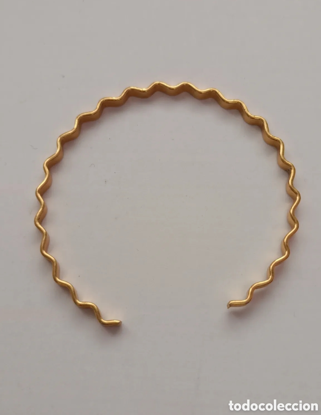 Gioielleria: Pulsera brazalete en dorado estilo griego