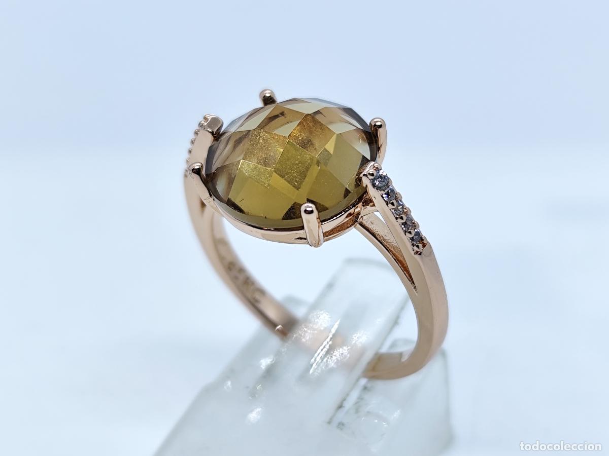 Gioielleria: Precioso anillo en oro de 14k con topacio champagne