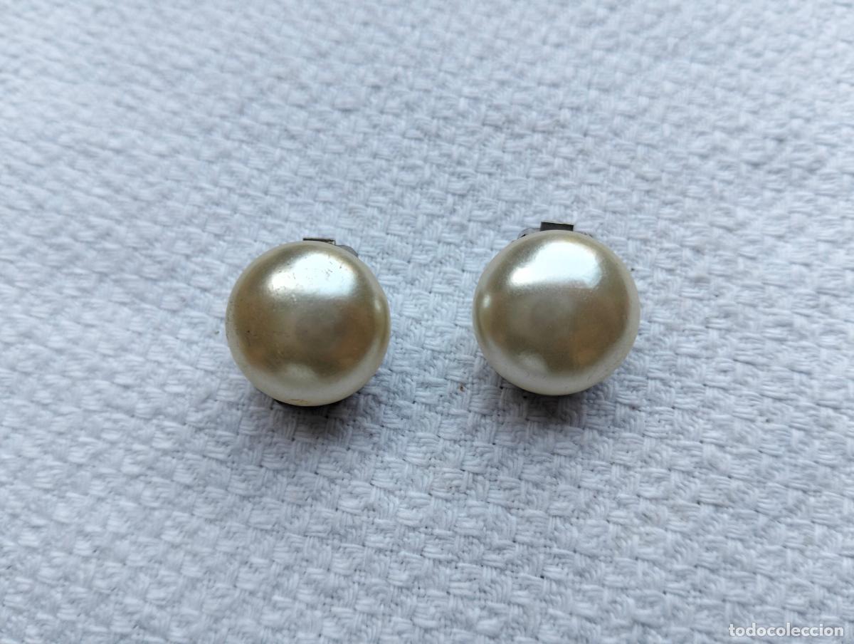 Gioielleria: Pareja de pendientes vintage de pinza con perlas perlitas de bisuter&iacute;a blanca