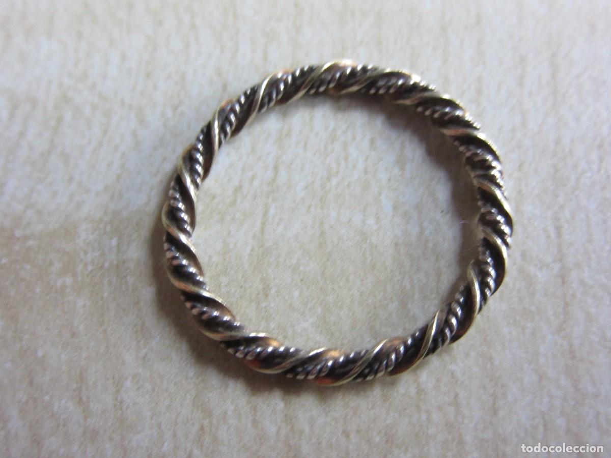 Schmuck: Bonito anillo Posible de plata Di&aacute;metro interno 1,7 cm