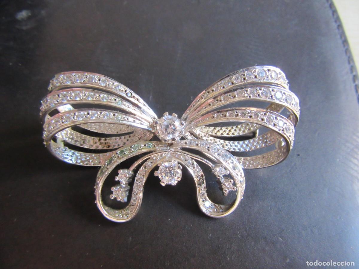 Schmuck: Broche con pedrer&iacute;a A&ntilde;os 80 Medidas 6,2 x 3,6 cm