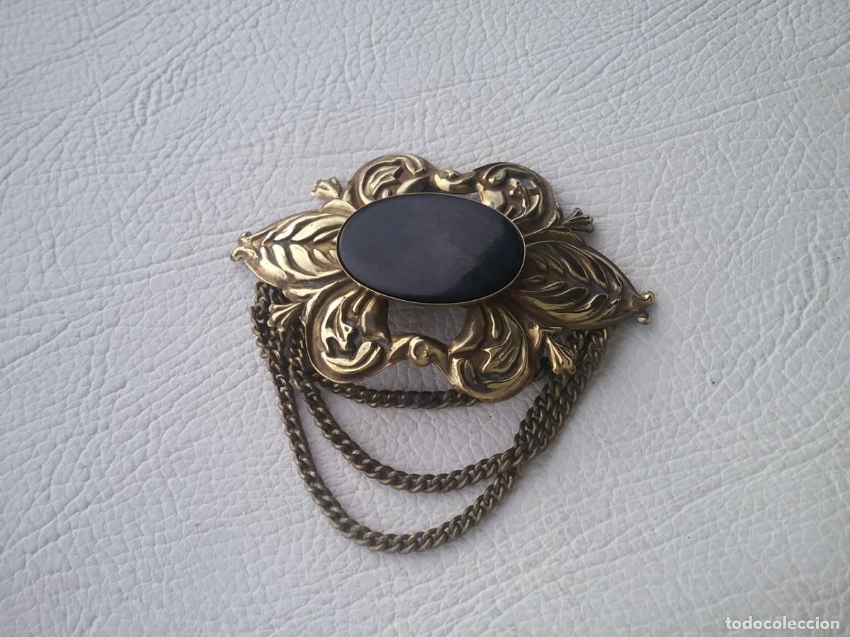 Joyeria: PRECIOSO BROCHE DE BRONCE CON CADENAS - Foto 2
