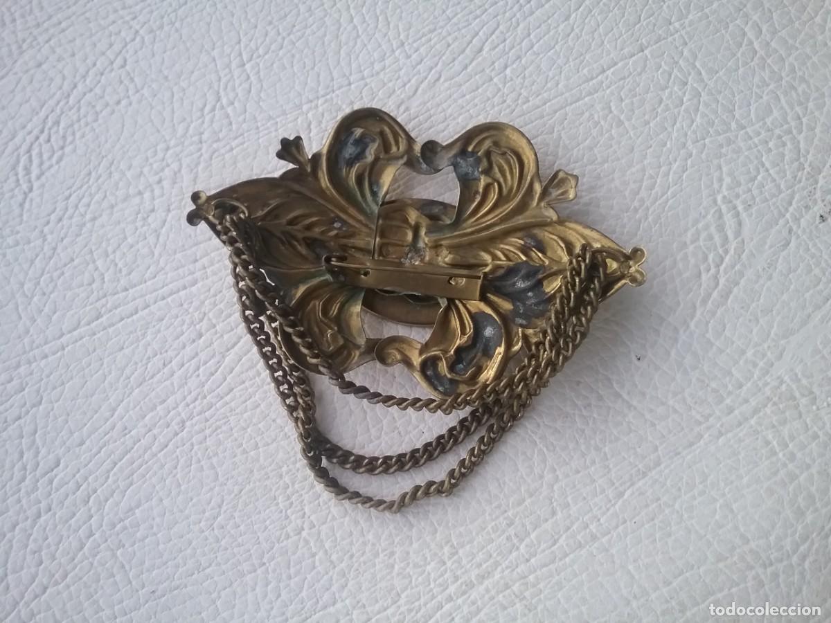 Joyeria: PRECIOSO BROCHE DE BRONCE CON CADENAS - Foto 4