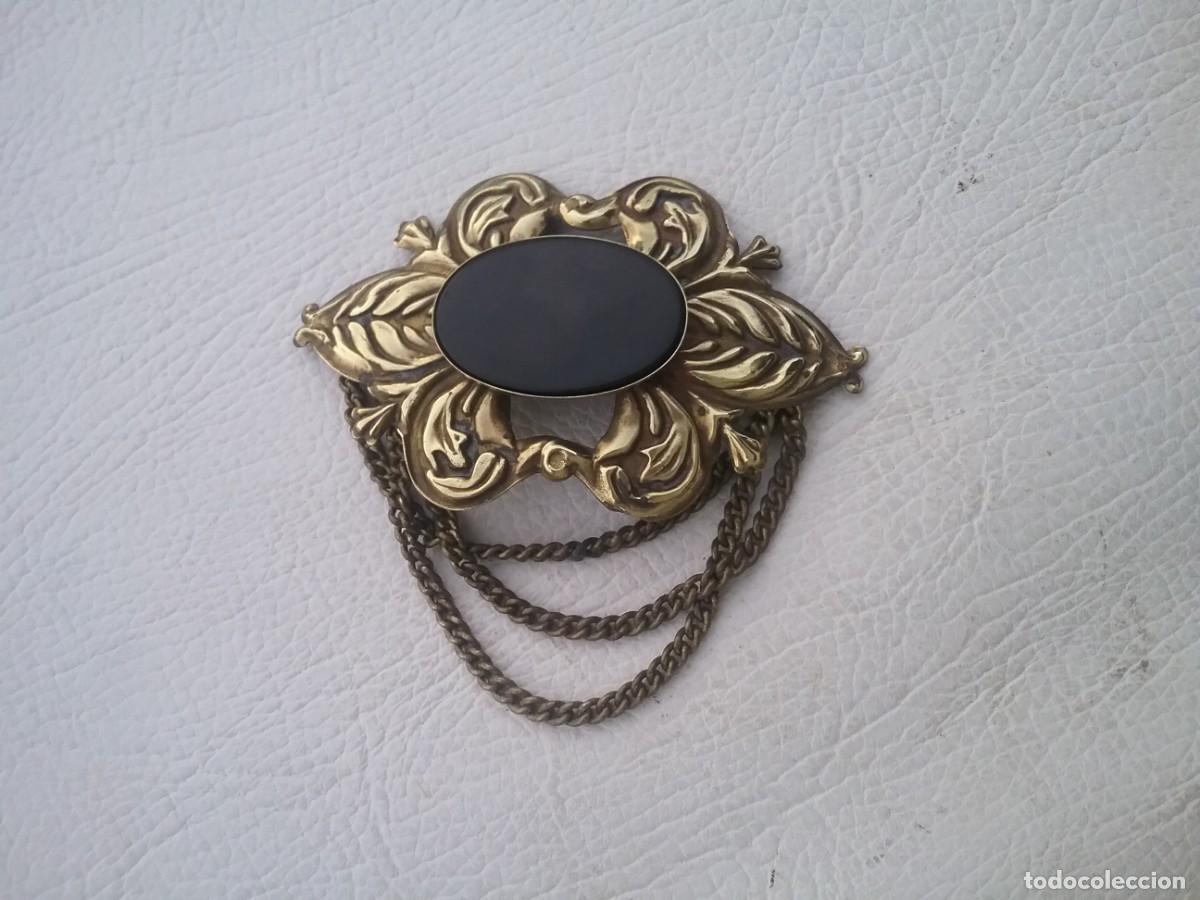 Joyeria: PRECIOSO BROCHE DE BRONCE CON CADENAS - Foto 6