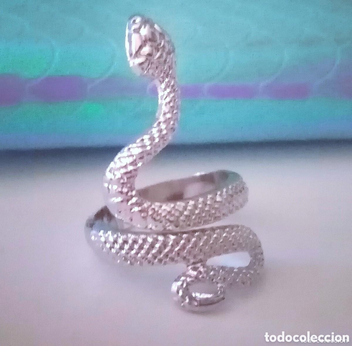 Schmuck: Original anillo envolvente de serpiente plateada. 17mm di&aacute;m. 3,4cm largo. Muy bonito