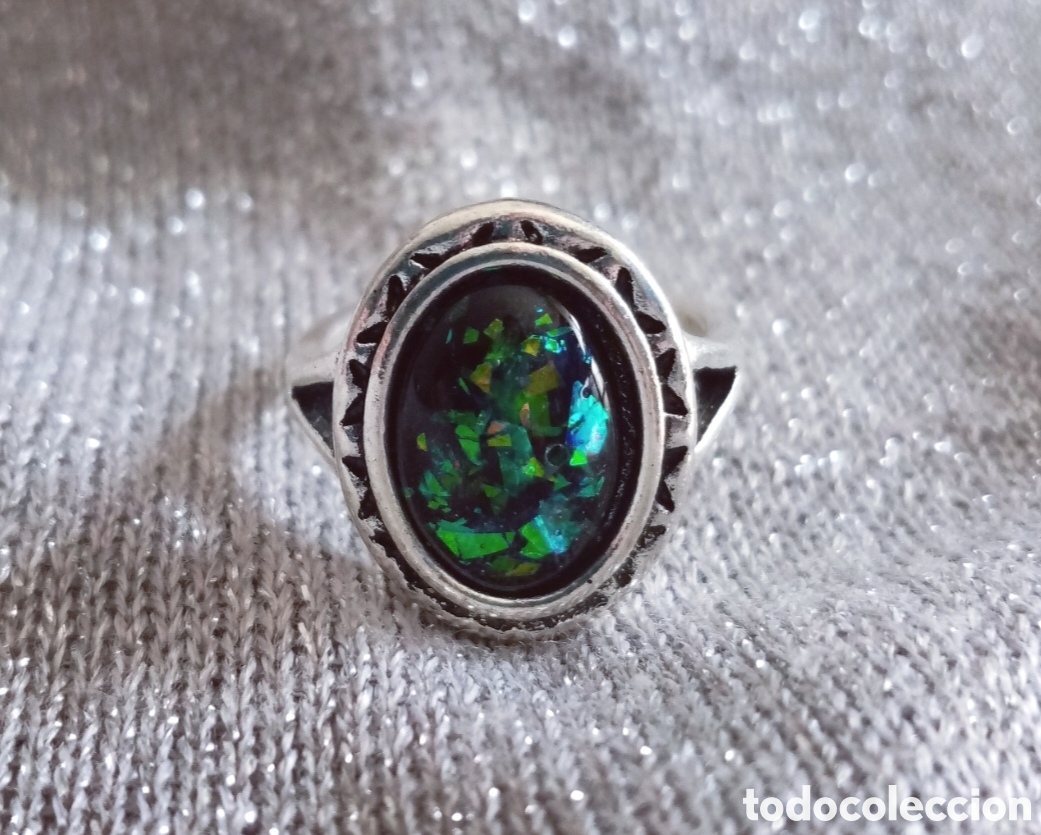 Schmuck: Original anillo color plata vieja oval con &oacute;palo de fuego verde esmeralda17,5mm di&aacute;m 1,7cm largo Muy