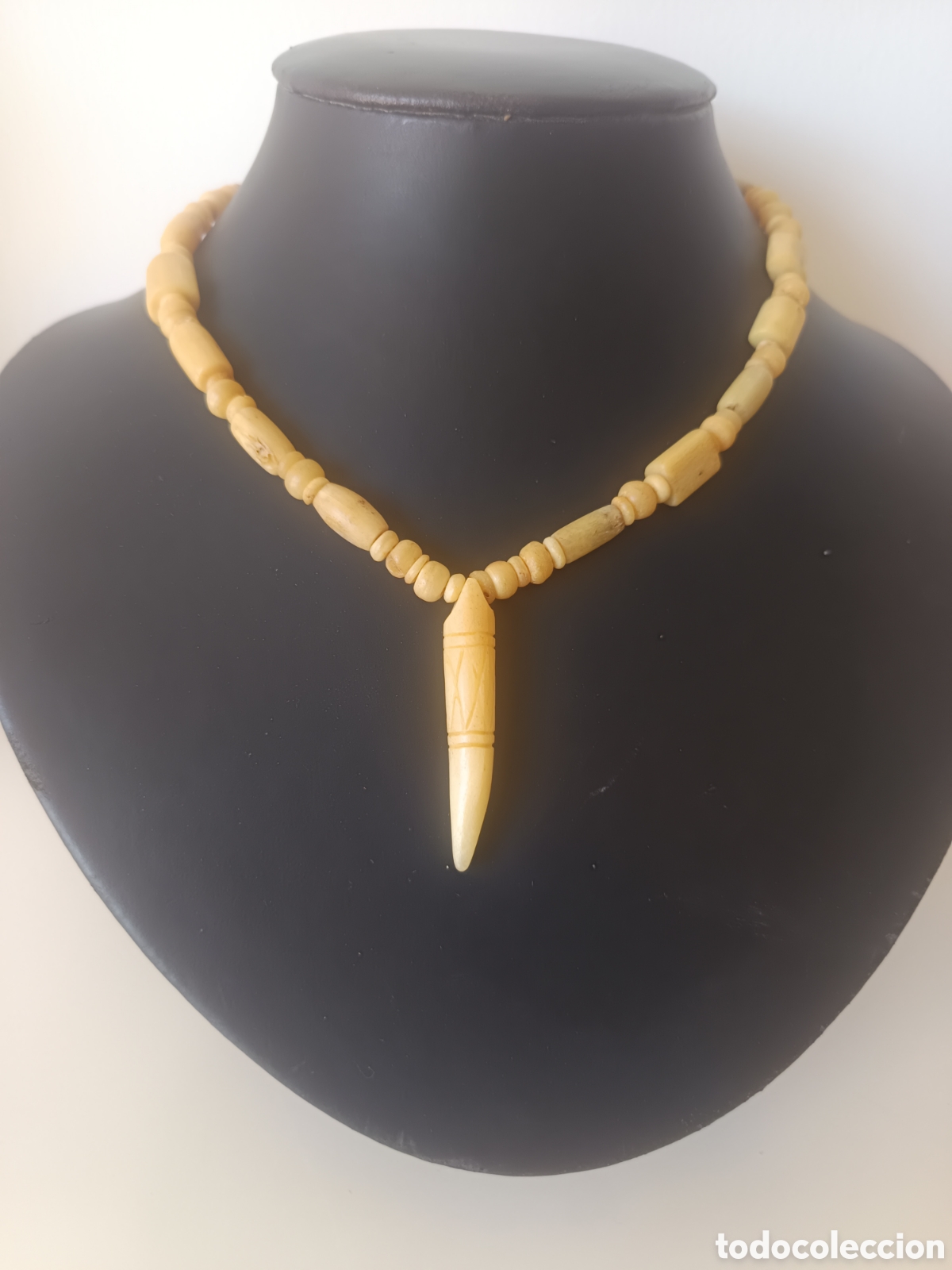 Joyeria: Collar &eacute;tnico unisex con colgante cuerno tallado