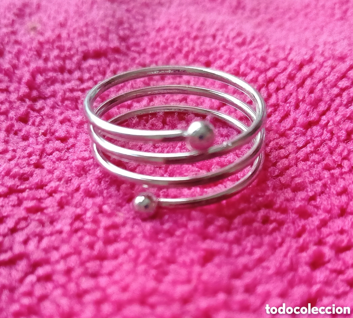 Joyeria: Original anillo plateado de capas con borlas 1cm ancho. 18mm di&aacute;m ajustable. Muy bonito