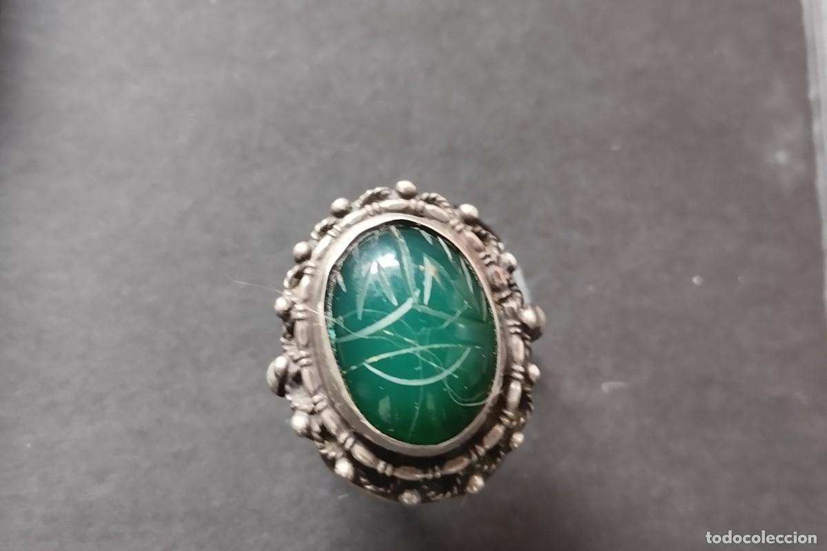 Joyeria: Anillo artesanal vintage plata y malaquita.