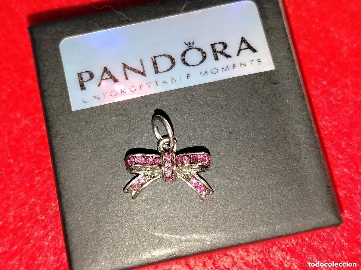 Jewelry: 1 CHARM DE PANDORA CHAPADO EN PLATA (LAZO CON CIRCONITA ROSA) (VINTAGE)