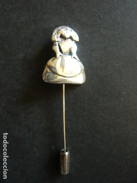 Schmuck: ALFILER EN PLATA CON MENINA 6 CM
