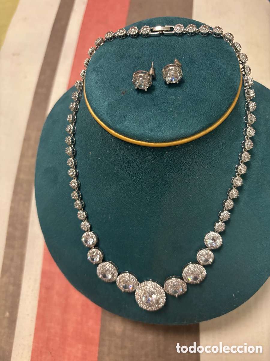 Joyeria: Conjunto gargantilla y pendientes de strass