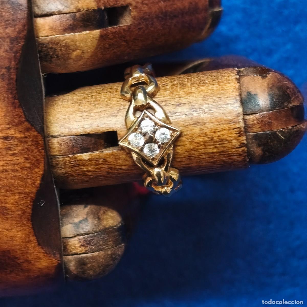 Joyeria: ANILLO DE PLATA CHAPADA EN ORO CON ROMBO DE CIRCONITAS. PLATA DE LEY - Foto 2