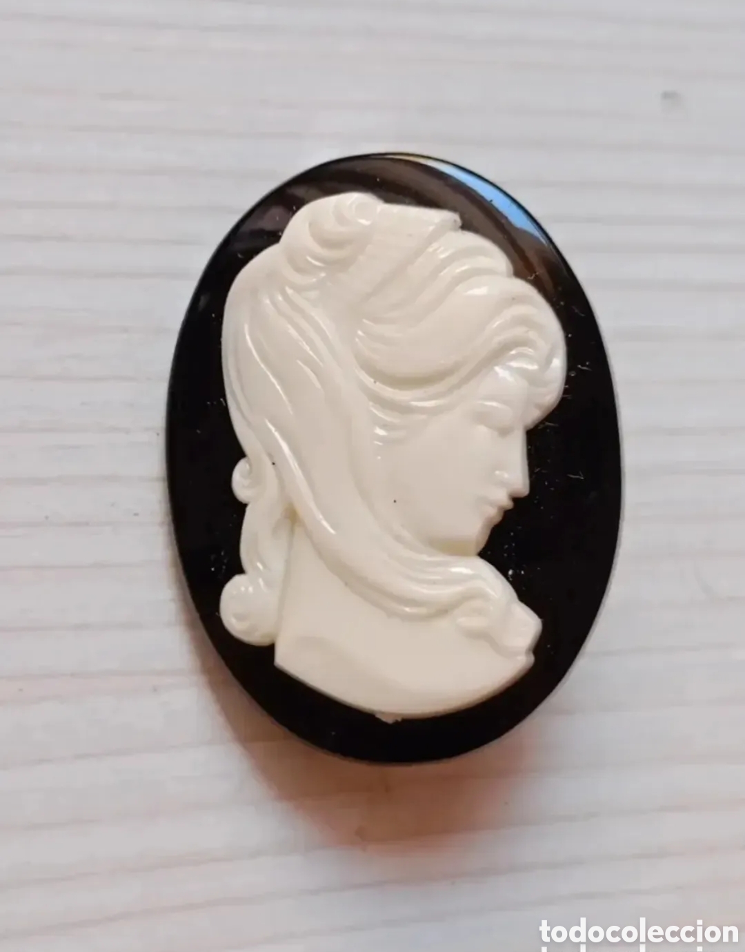 Joyeria: Broche camafeo vintage ovalado blanco y negro mujer 4x3cm