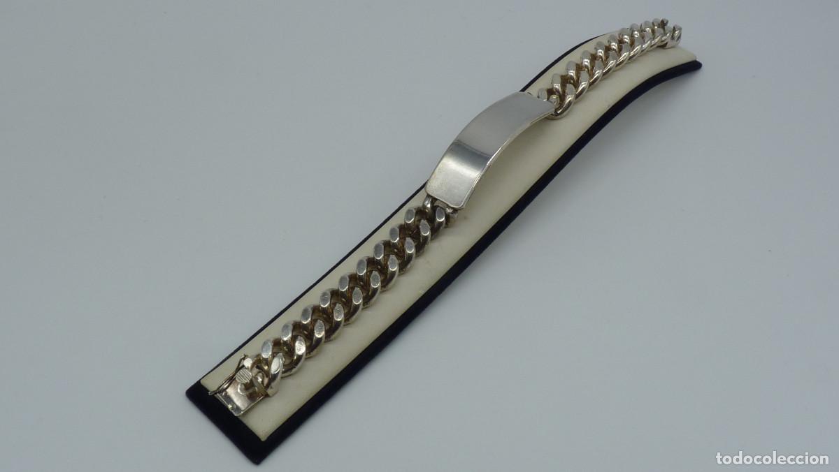 Joyeria: PULSERA BARBADA CON PLACA EN PLATA DE LEY (925MM.)