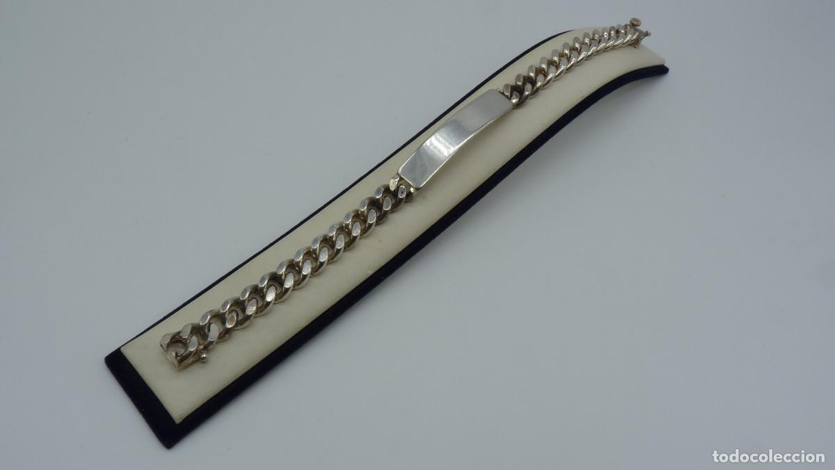 Joyeria: PULSERA BARBADA CON PLACA EN PLATA DE LEY (925MM.)