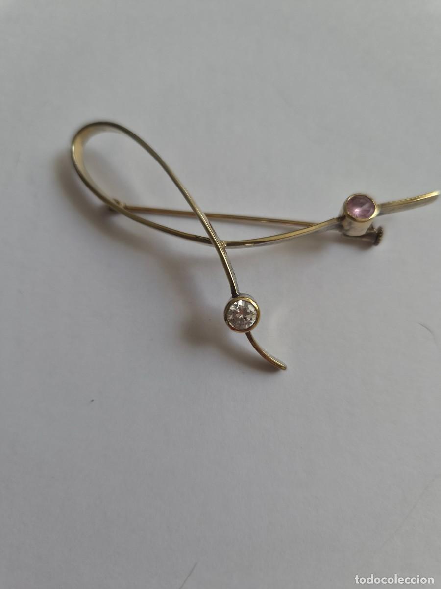 Joyeria: Broche vintage de plata 925 ba&ntilde;ada en oro con dos cristales
