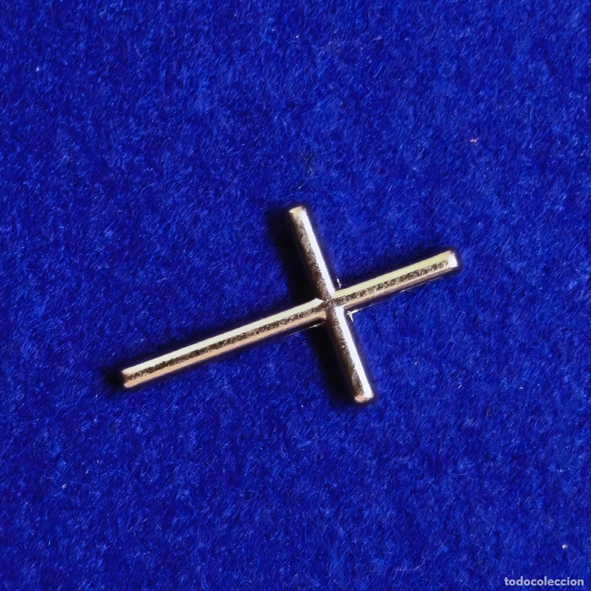 Joyeria: CRUZ DE ALPACA DORADA. MED. 3,2 X 2 CMS - Foto 3