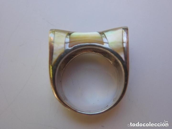 Joyeria: Sortija antigua balinesa de plata e incrustaciones de madreperla - Foto 2