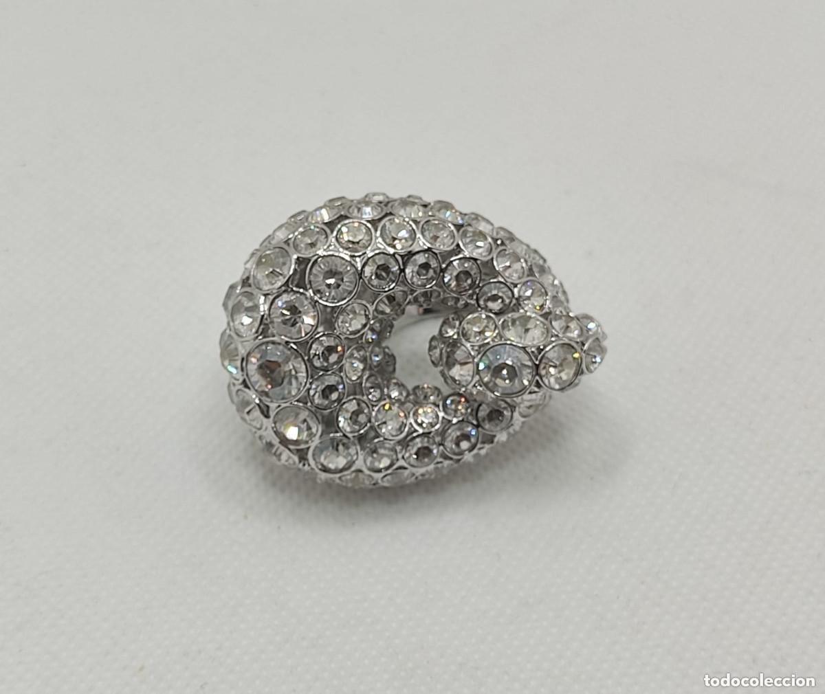 Joyeria: Espectacular sortija Swarovski