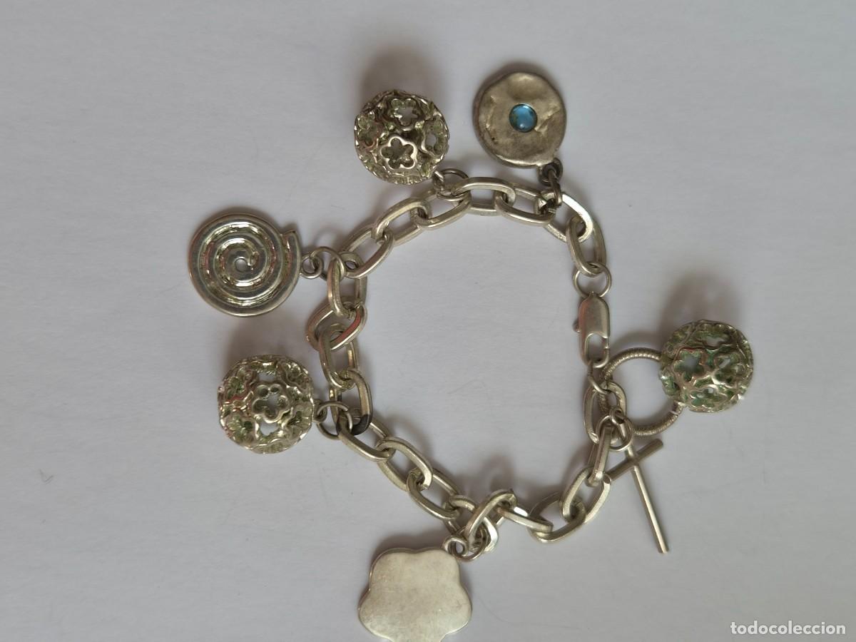 Joyeria: Pulsera vintage con ba&ntilde;o de plata y charms de BICHE DE BERE Francia a&ntilde;os 90