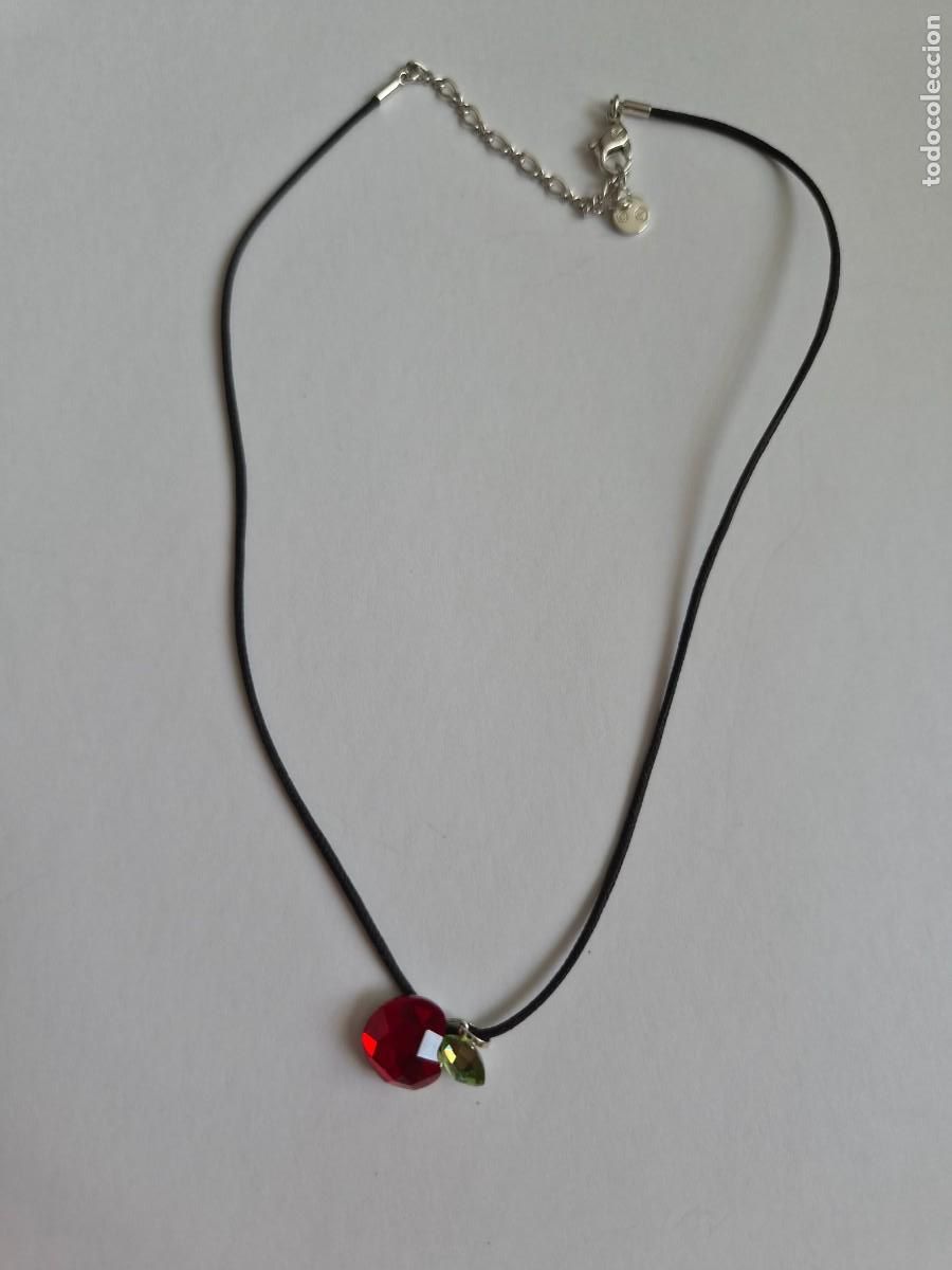 Joyeria: Collar con colgante de manzana roja de Swarovski