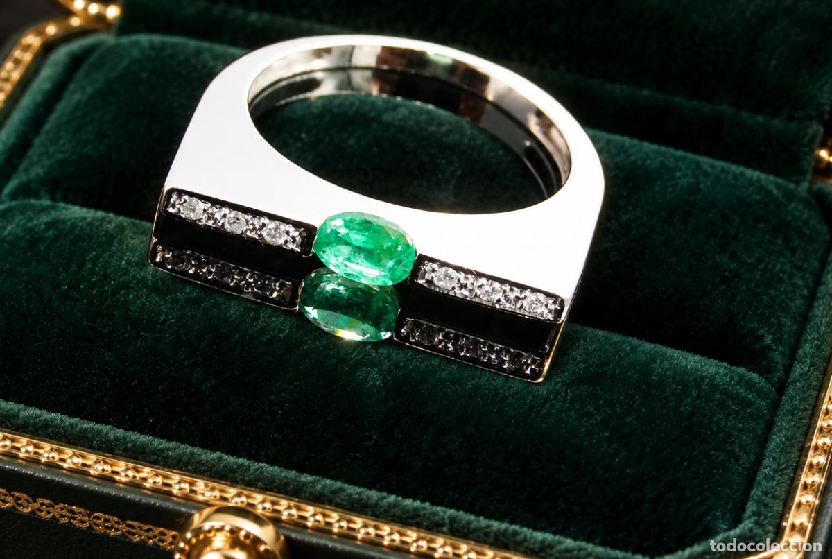 Joyeria: DIAMANTES, ESMERALDA Y ORO 1&ordf;LEY 750 &middot; SORTIJA EXCLUSIVA ALTA JOYER&Iacute;A &middot; ANILLO ORO BLANCO 18 KILATES