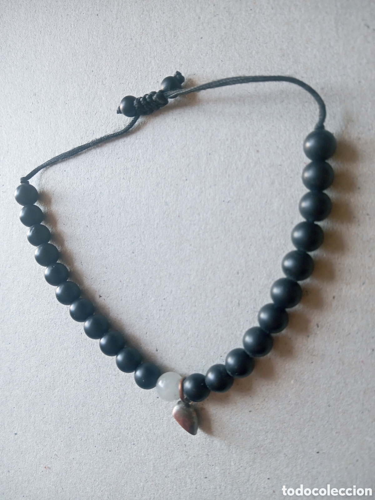 Joyeria: BONITO COLLAR PIEDRAS NEGRAS ANTIGUO
