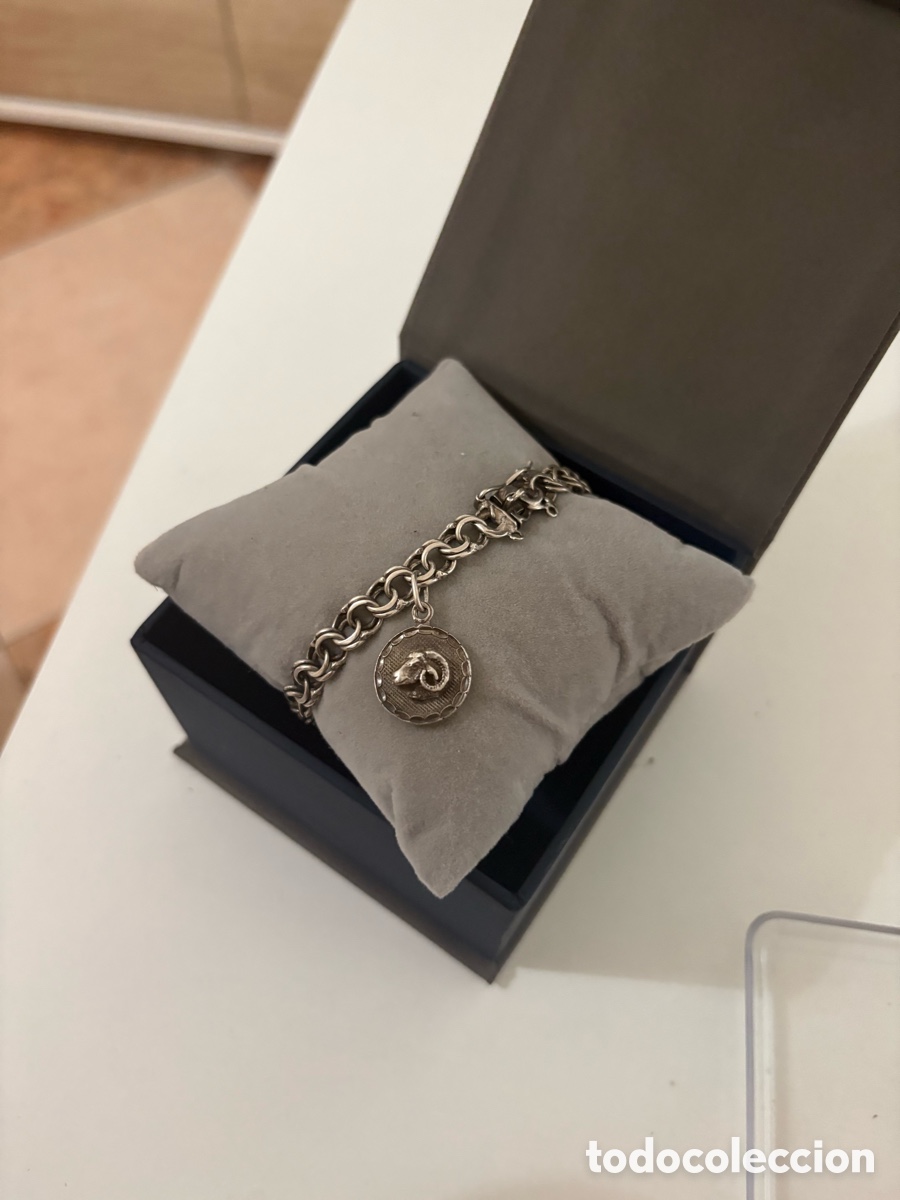 Joyeria: Pulsera vintage Plata de ley &bull; Medalla &ldquo; Tauro &ldquo;