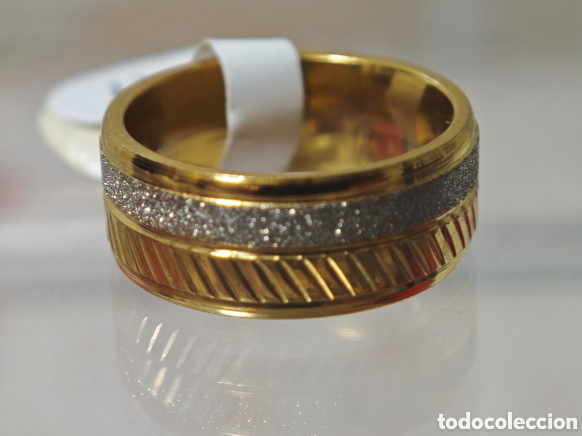 Joyeria: Anillo de acero inoxidable con ba&ntilde;o de oro - Foto 4