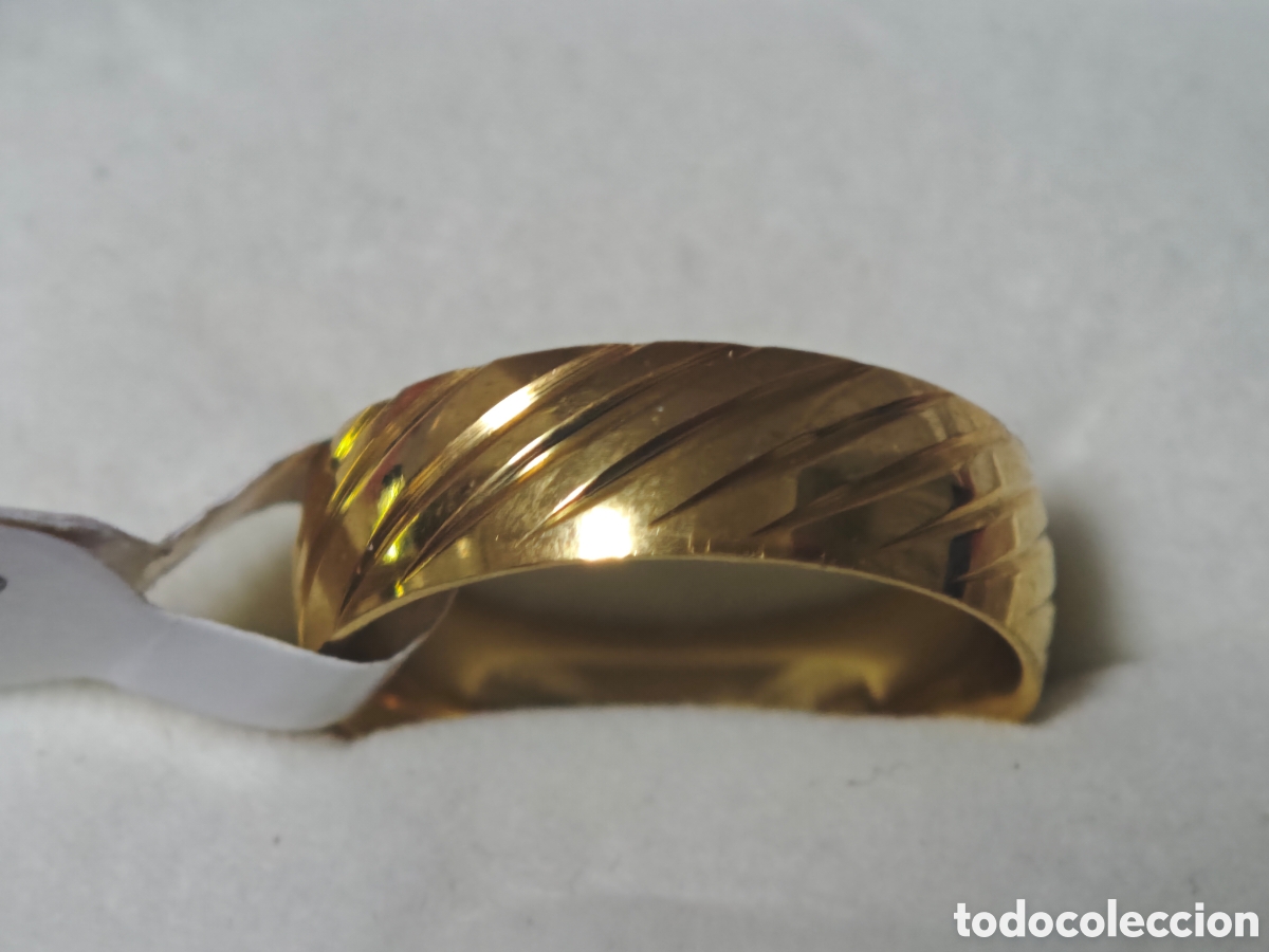 Joyeria: Anillo de acero inoxidable con ba&ntilde;o de oro nuevo - Foto 2