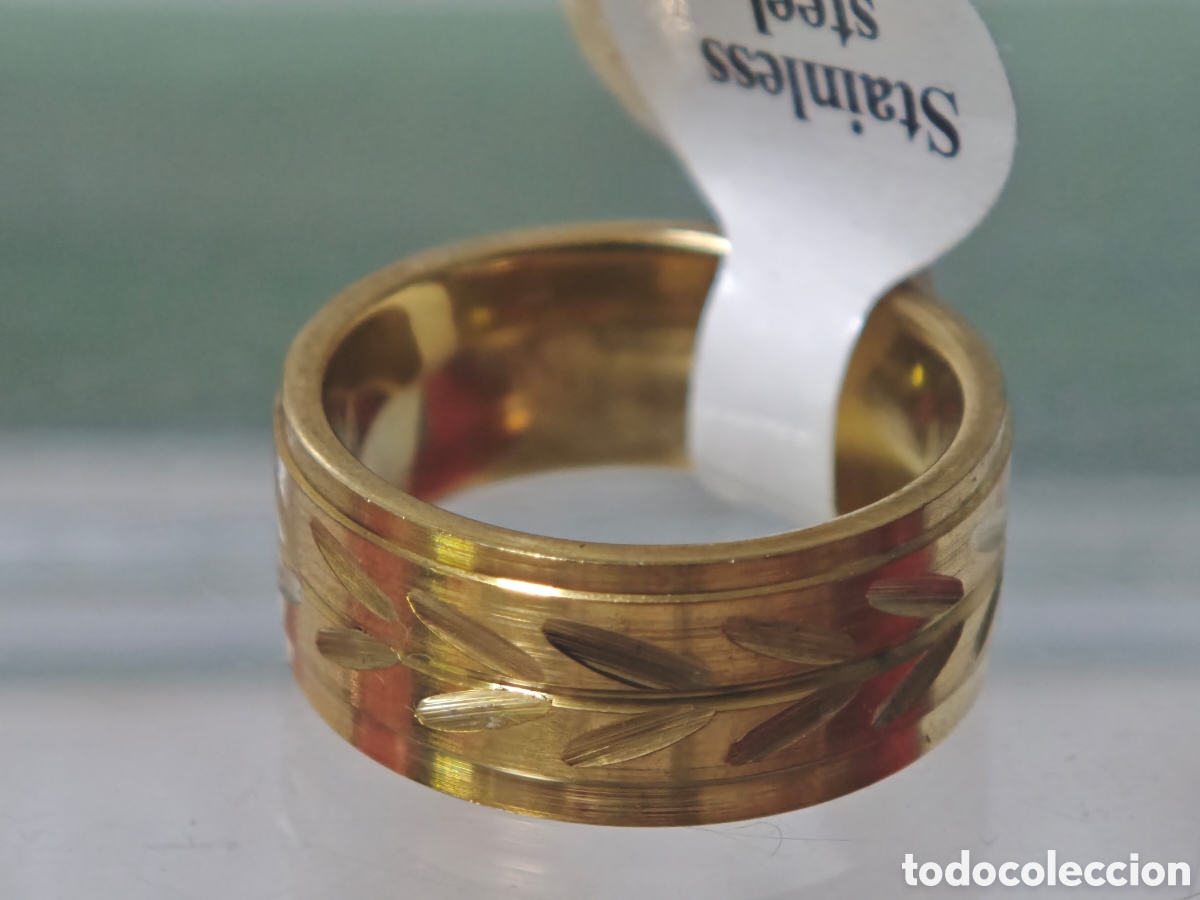 Joyeria: Anillo de acero inoxidable con ba&ntilde;o de oro - Foto 2