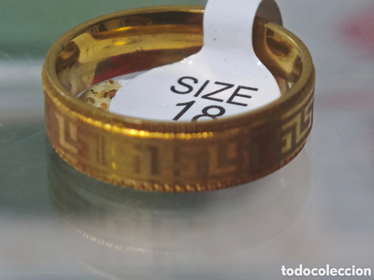 Joyeria: Anillo de acero inoxidable con ba&ntilde;o de oro nuevo - Foto 2