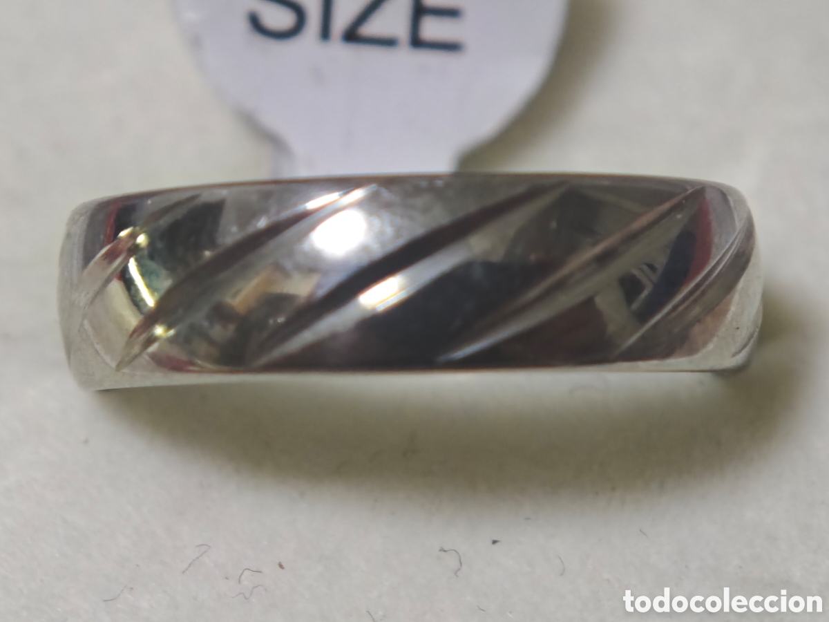 Joyeria: Anillo de acero inoxidable nuevo