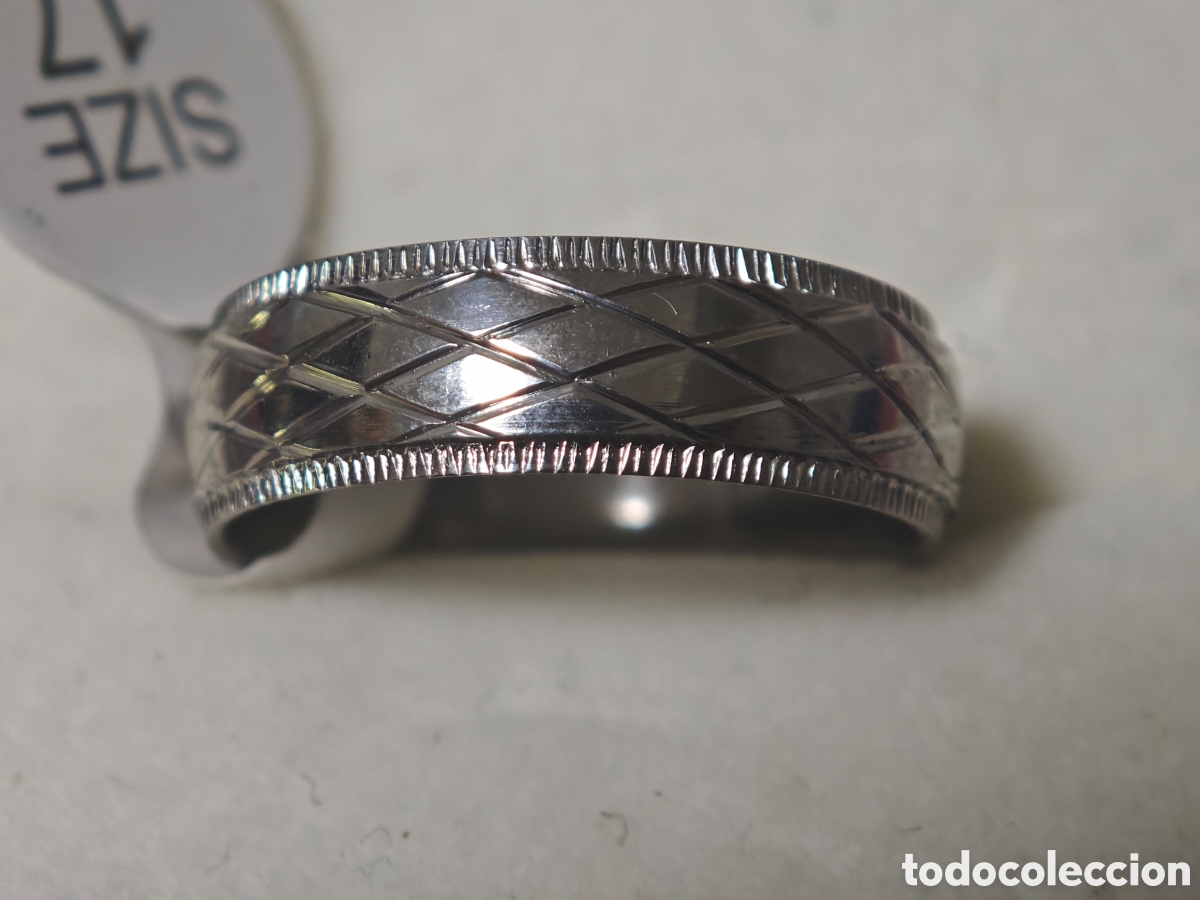 Joyeria: Anillo de acero inoxidable con grabados nuevos