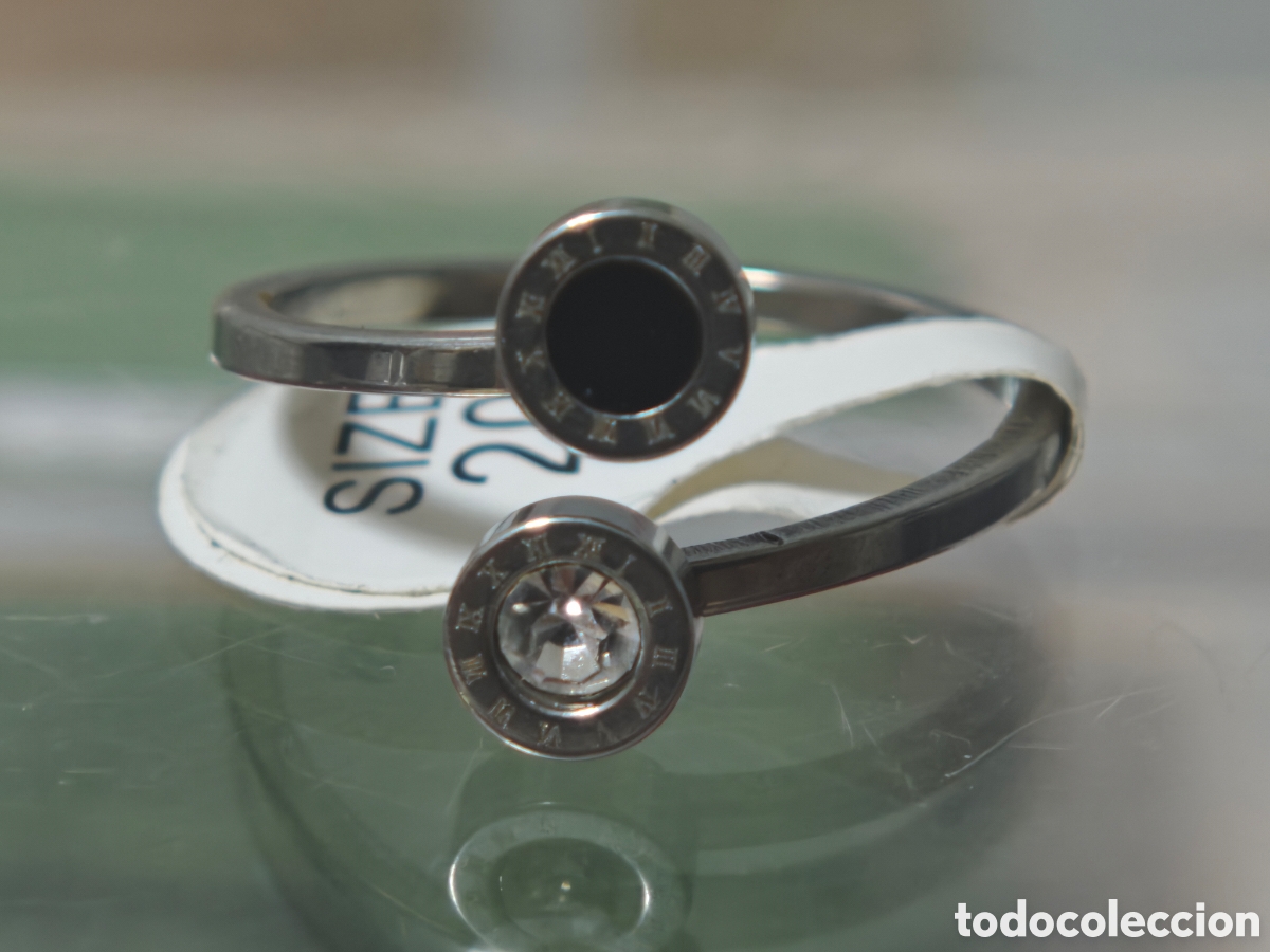 Joyeria: Anillo de acero inoxidable con piedras y letras - Foto 3