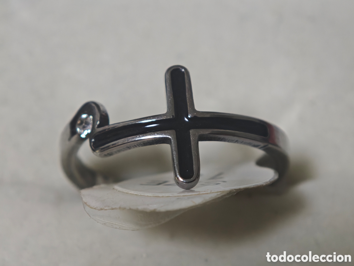 Joyeria: Anillo de acero inoxidable en forma de cruz - Foto 1