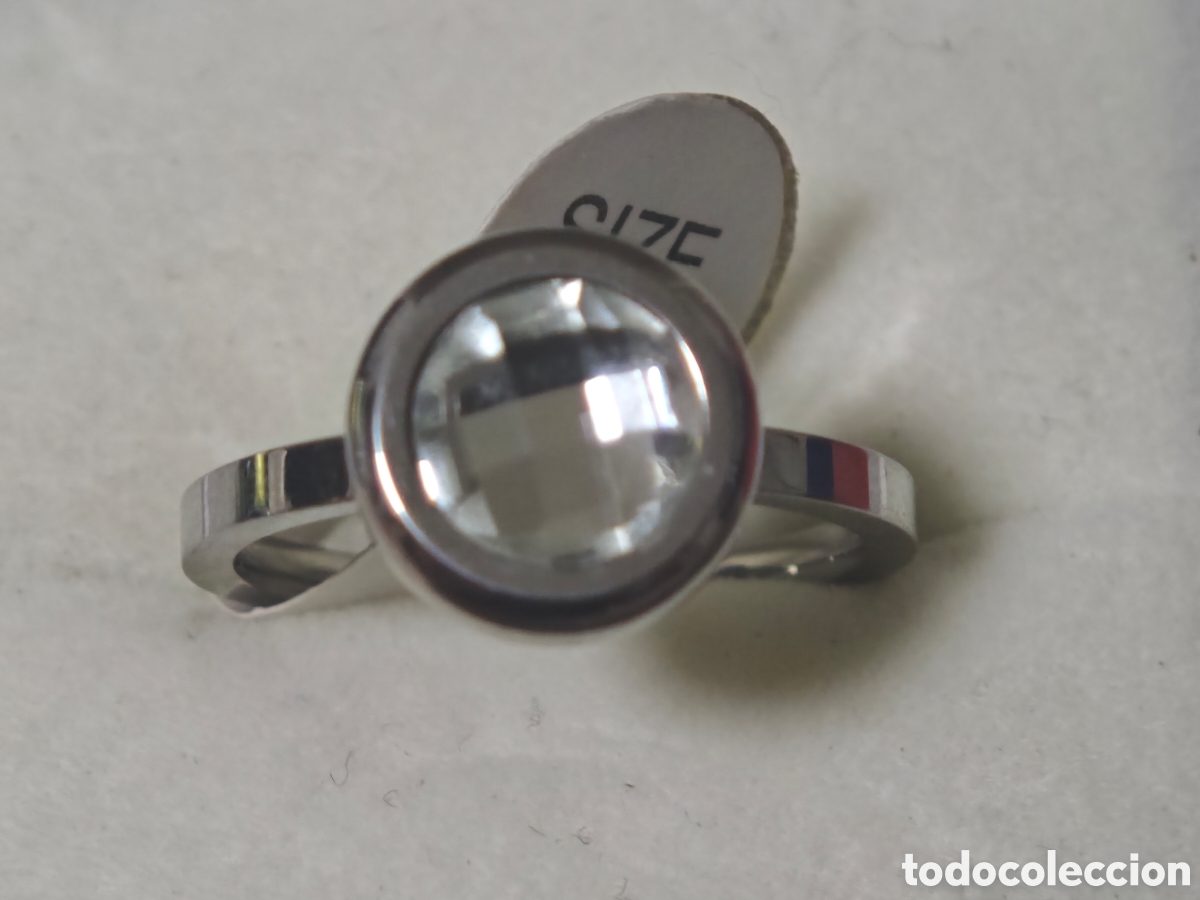Joyeria: Anillo de acero inoxidable con circonita grande