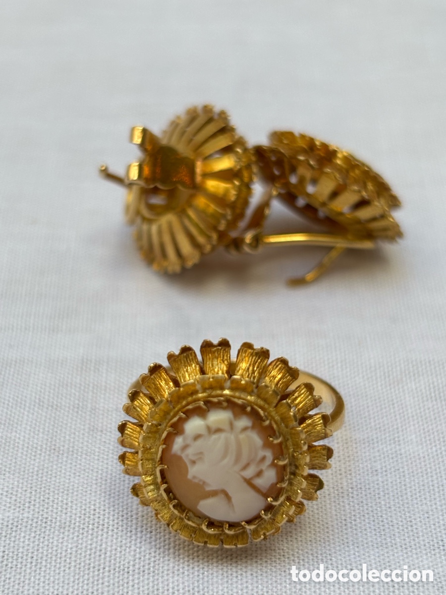 Joyeria: Conjunto de pendientes y anillo de oro de 18K - Foto 9