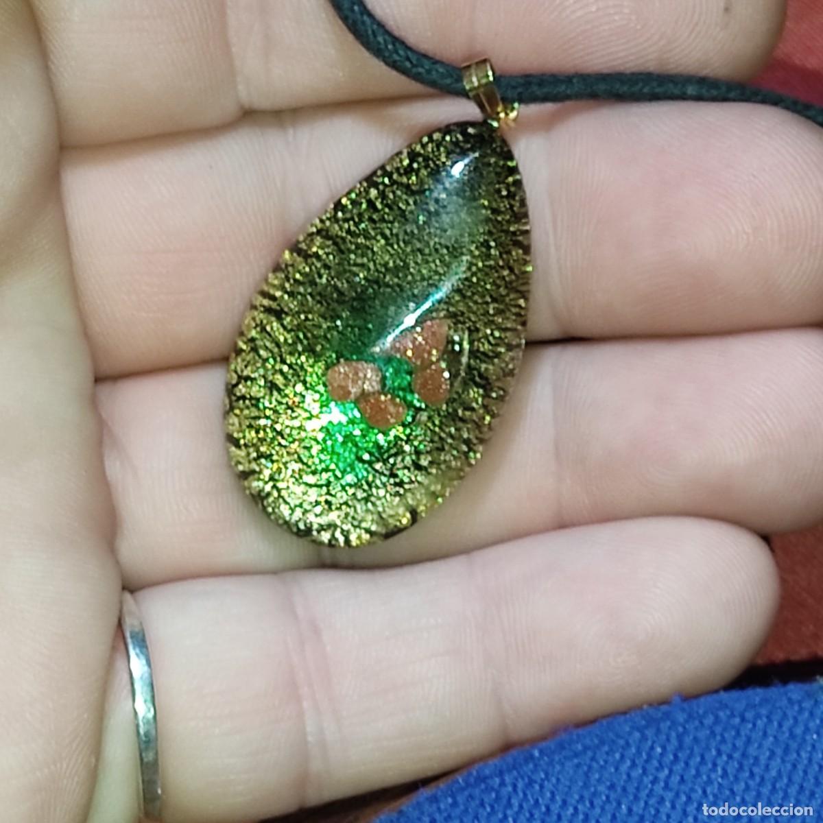 Joyeria: Bonito colgante de cristal de murano.