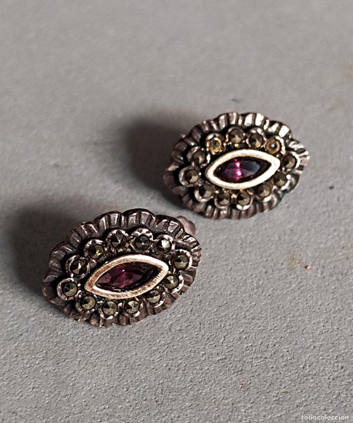 Joyeria: Antiguos pendientes con amatistas y marcasitas, vistas oro, cierre pala catal&aacute;n.