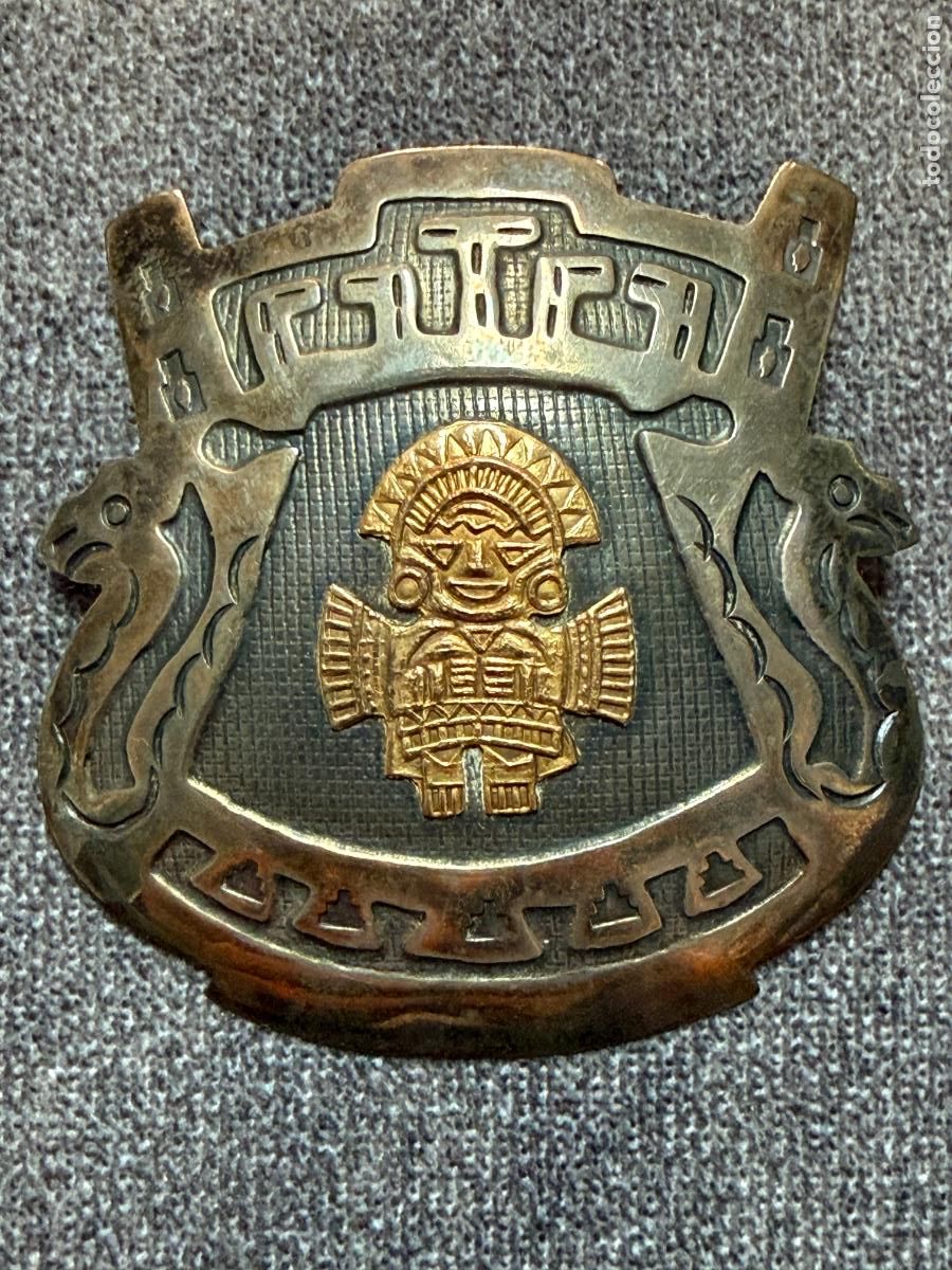 Joyeria: Broche de plata 925 y oro de 18k. Per&uacute; , con Deidad Sic&aacute;n , Lambayeque .