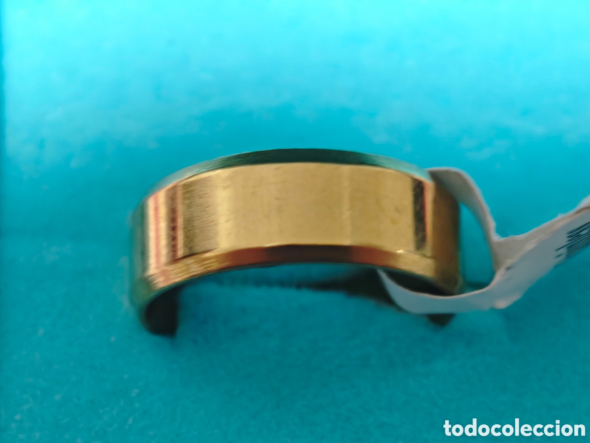 Joyeria: Anillo de acero inoxidable con ba&ntilde;o de oro nuevo
