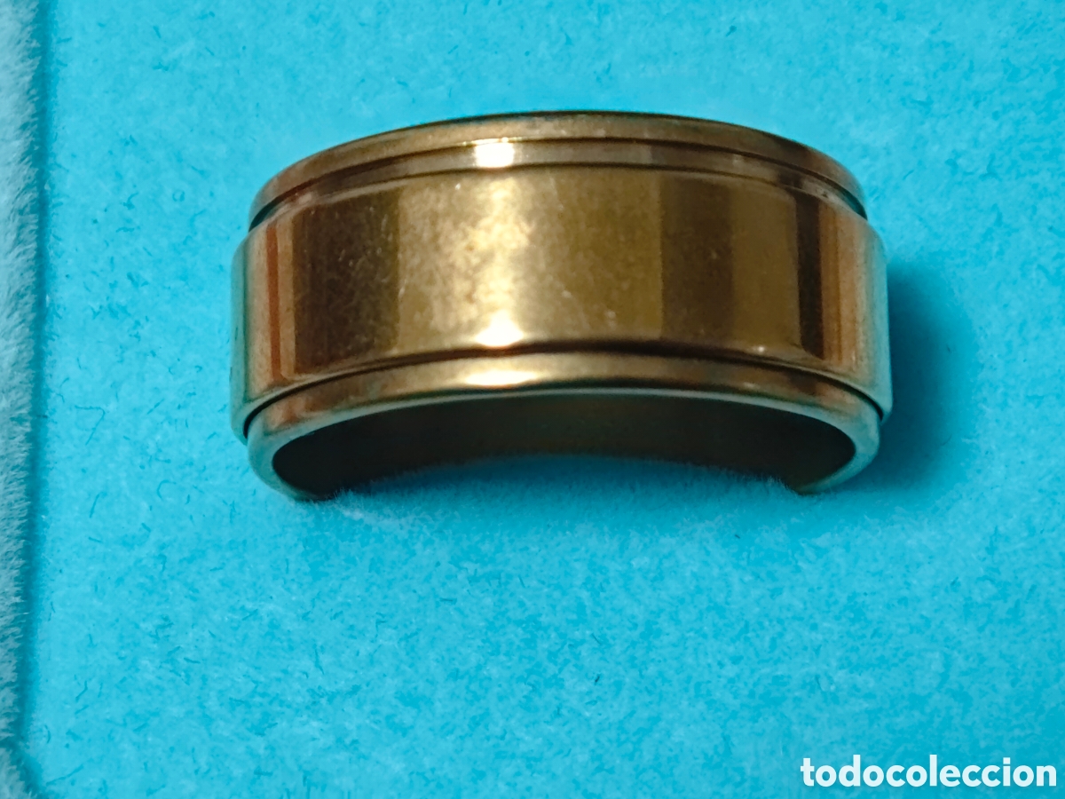 Joyeria: Anillo de acero inoxidable nuevo ba&ntilde;o de oro